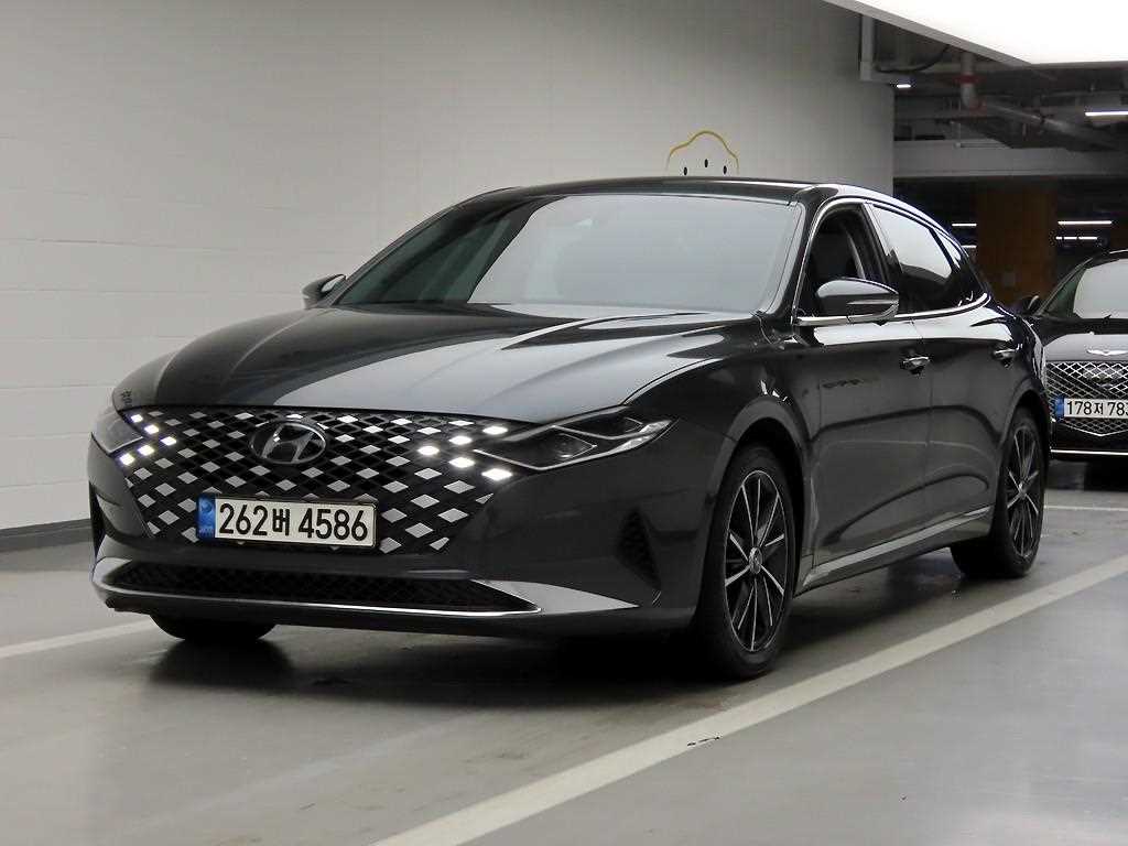 HYUNDAI Grandeur - Vista 2