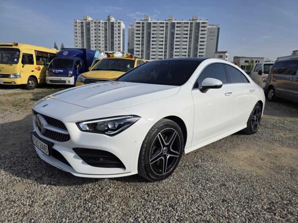 Mercedes Benz CLA Class - Vista 2