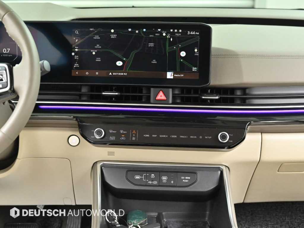 KIA Carnival 2025 Blanco - Importación desde Corea - HF Imports Iquique - Foto 14