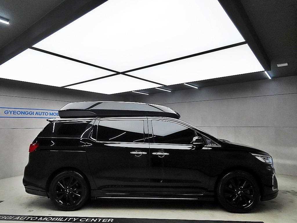KIA Carnival - Vista 2
