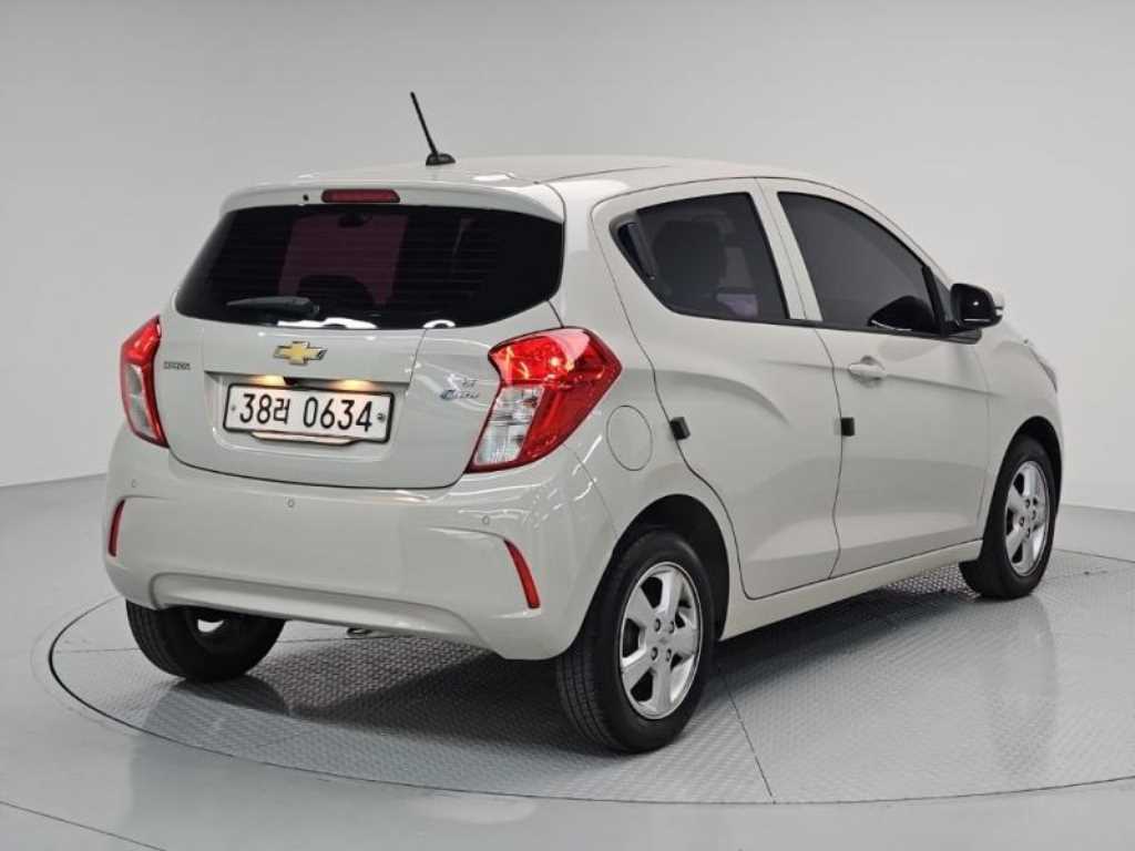Chevrolet Spark - Vista 4