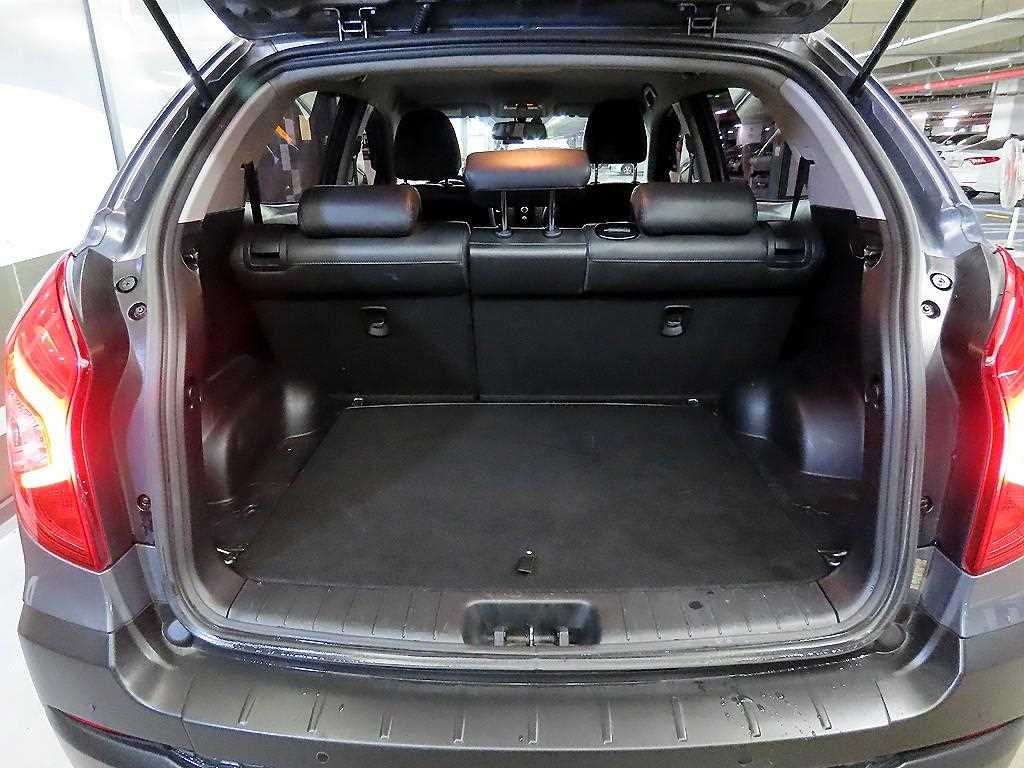 Ssangyong Korando 2019 Gris - Importación desde Corea - HF Imports Iquique - Foto 18