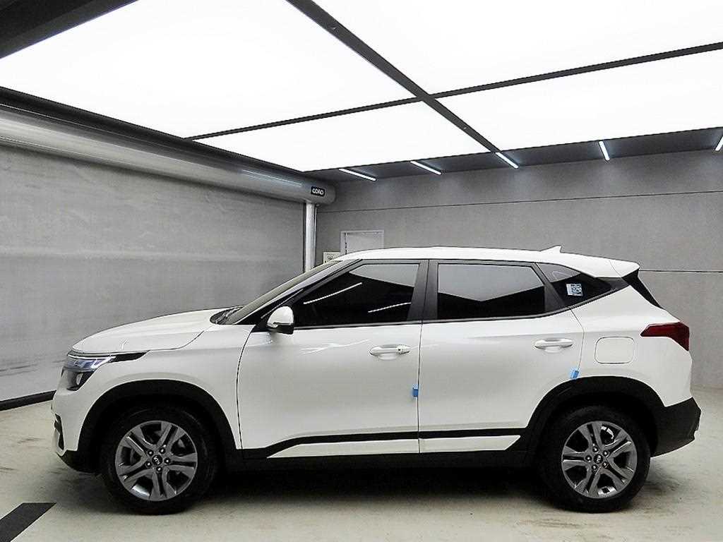 KIA Seltos - Vista 4