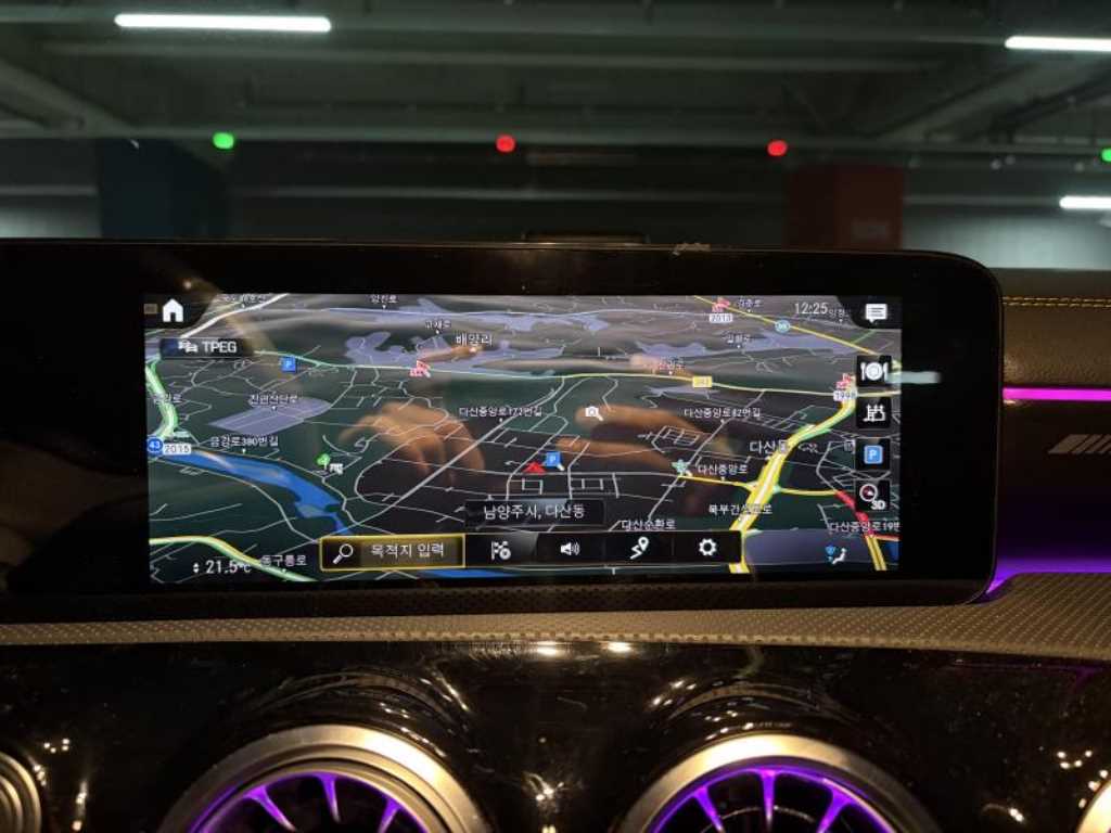 Mercedes Benz CLA Class - Vista 11