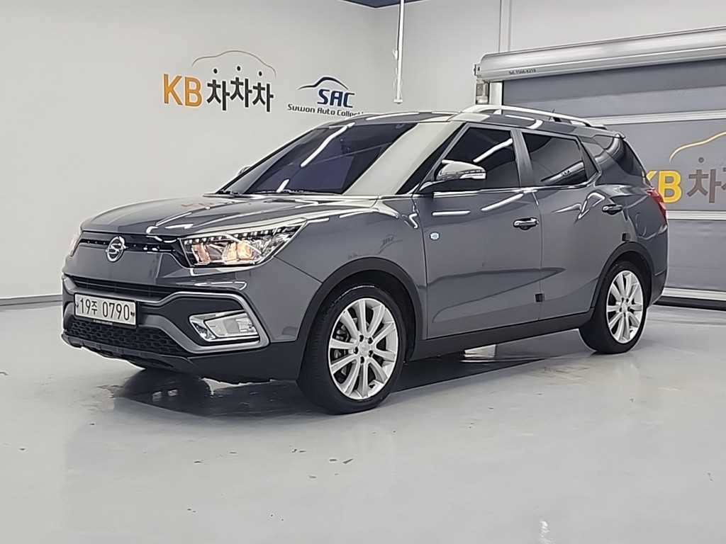Ssangyong Tivoli 2016 Gris - Importación desde Corea - HF Imports Iquique - Foto 1