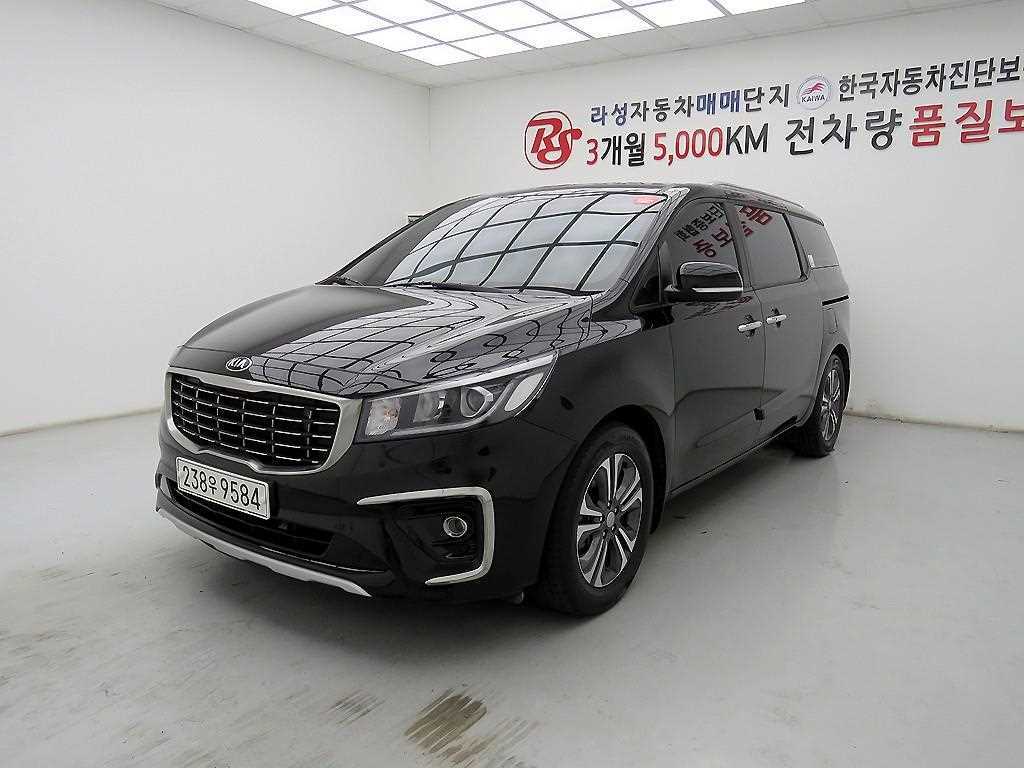 KIA Carnival - Vista 2
