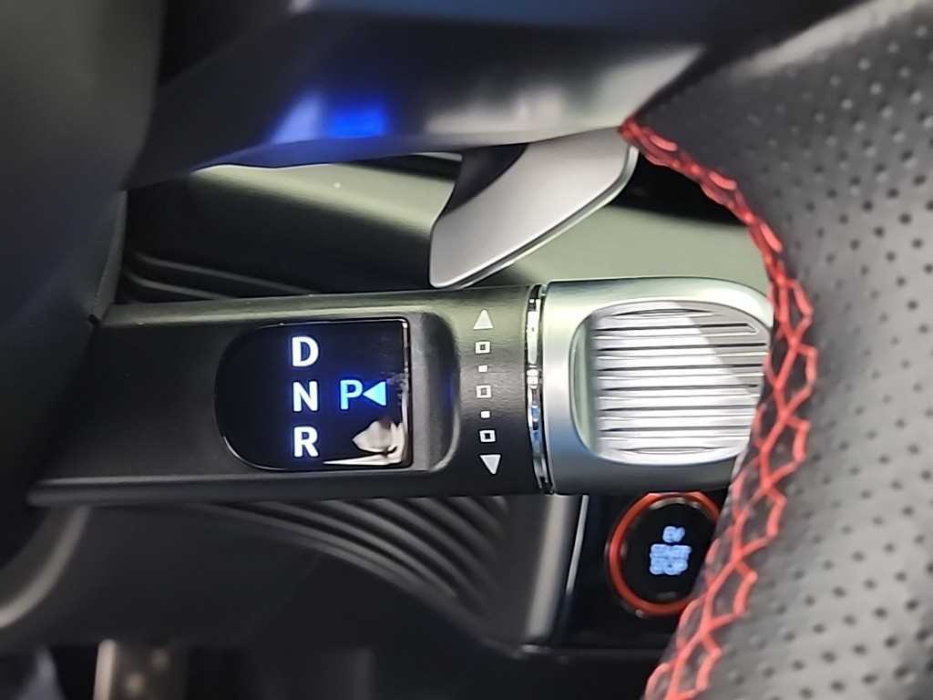HYUNDAI Ioniq 5 - Vista 8