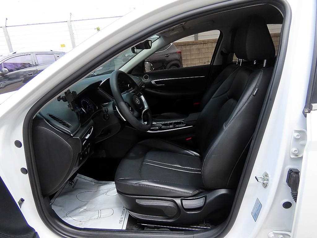 HYUNDAI Sonata - Vista 5