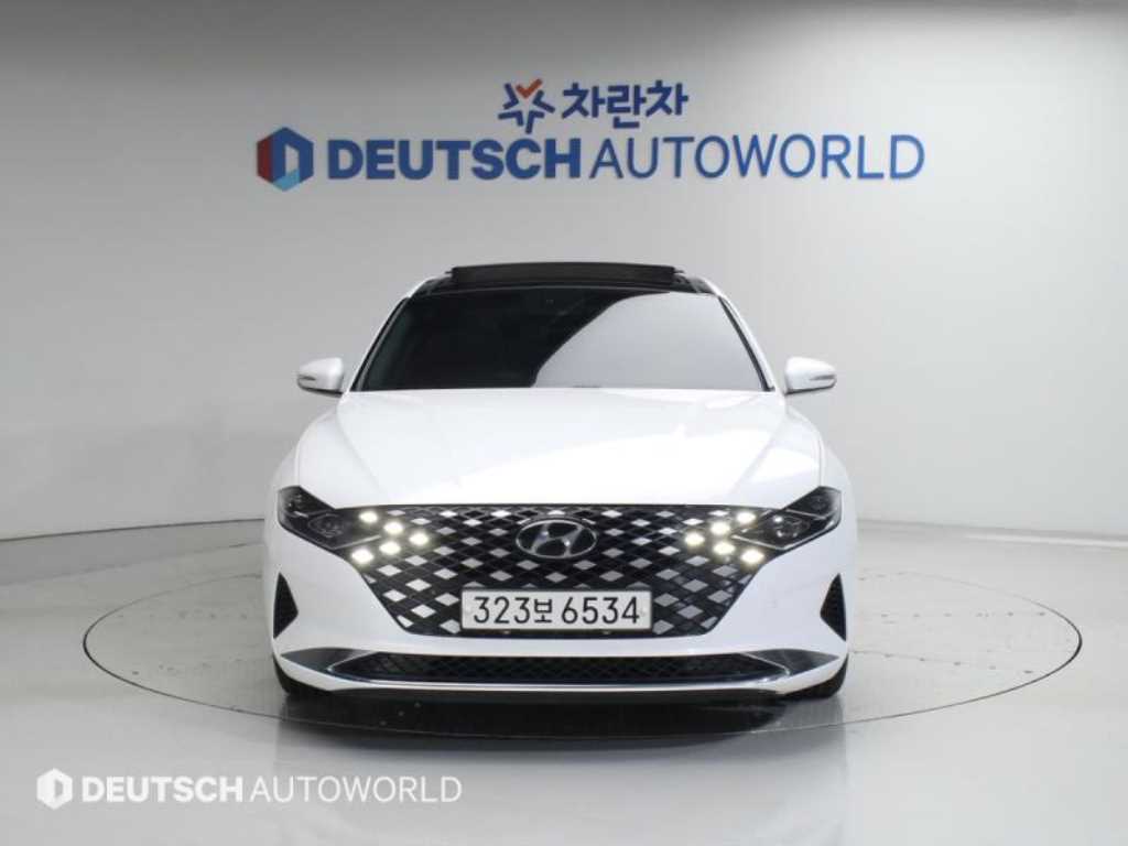 HYUNDAI Grandeur - Vista 2