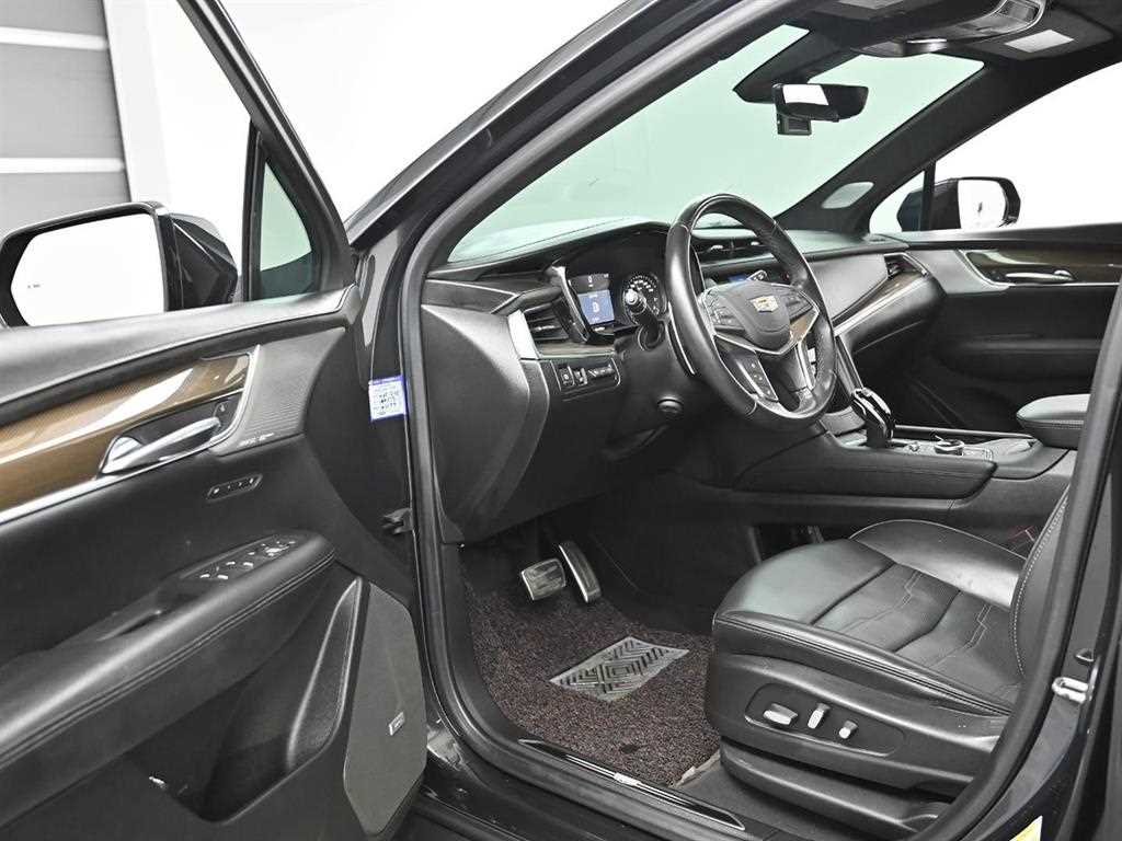 Cadillac XT5 - Vista 11
