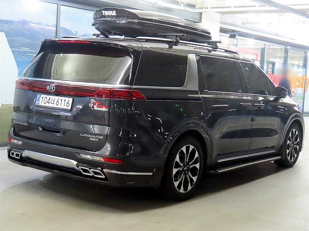 KIA Carnival - Vista 4