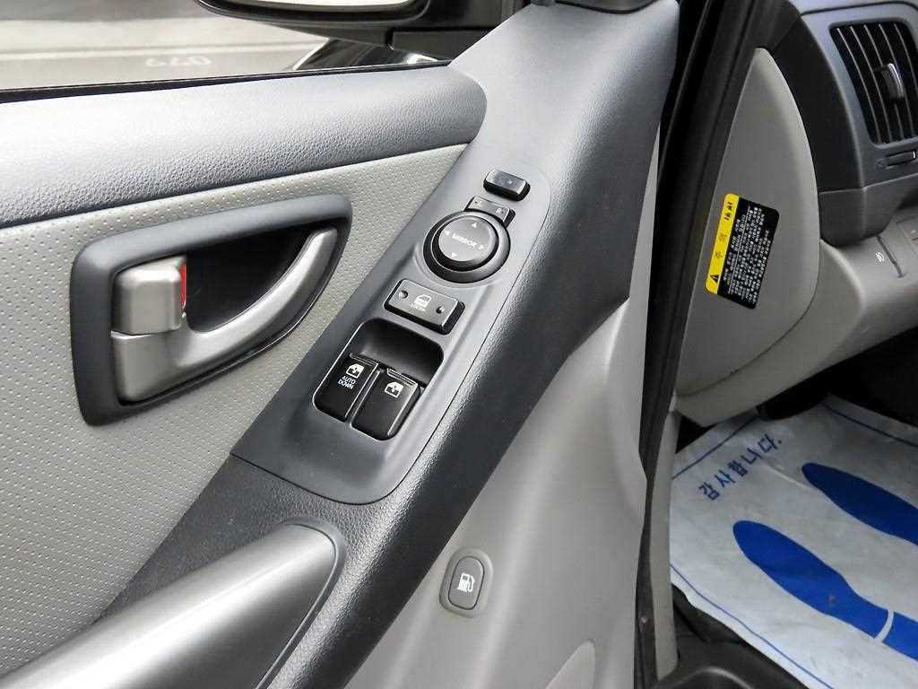 HYUNDAI Starex - Vista 11