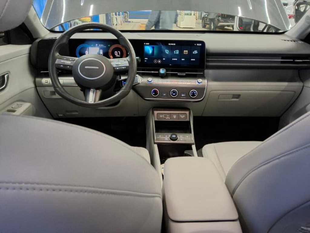 HYUNDAI Kona - Vista 5