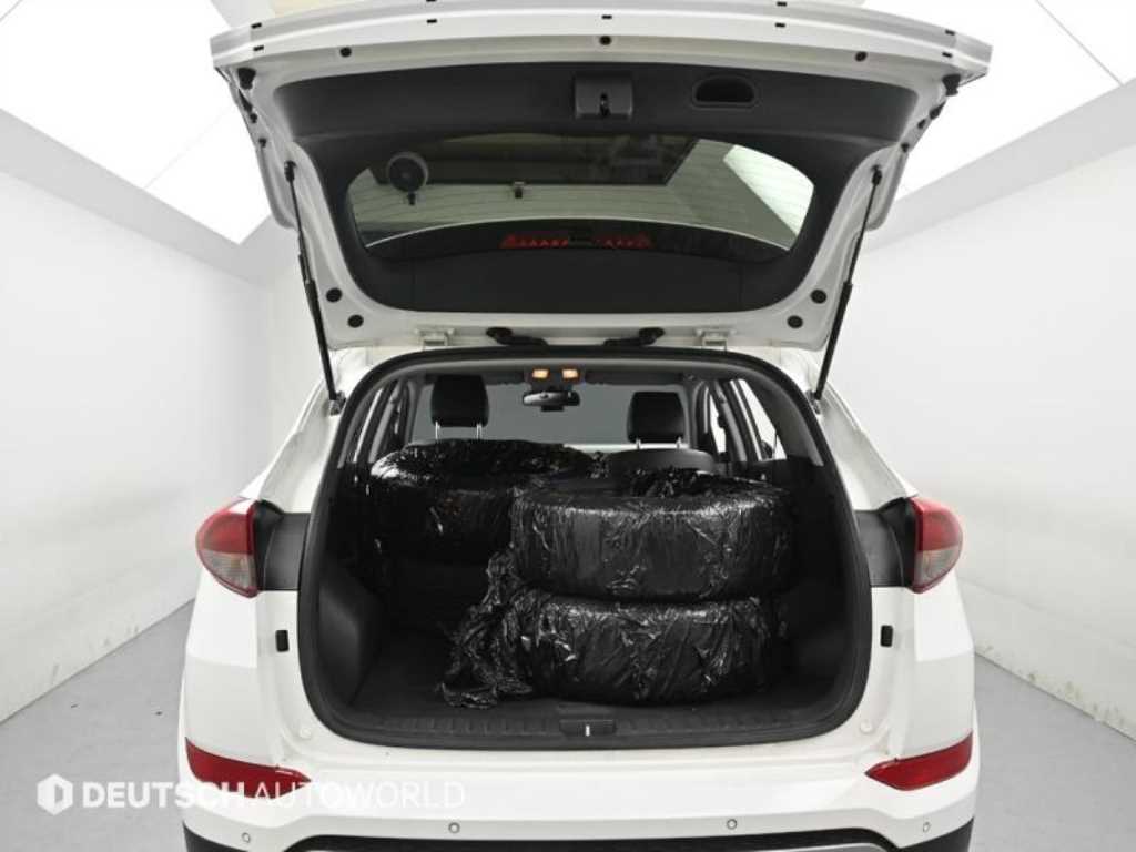 HYUNDAI Tucson 2017 Blanco - Importación desde Corea - HF Imports Iquique - Foto 19