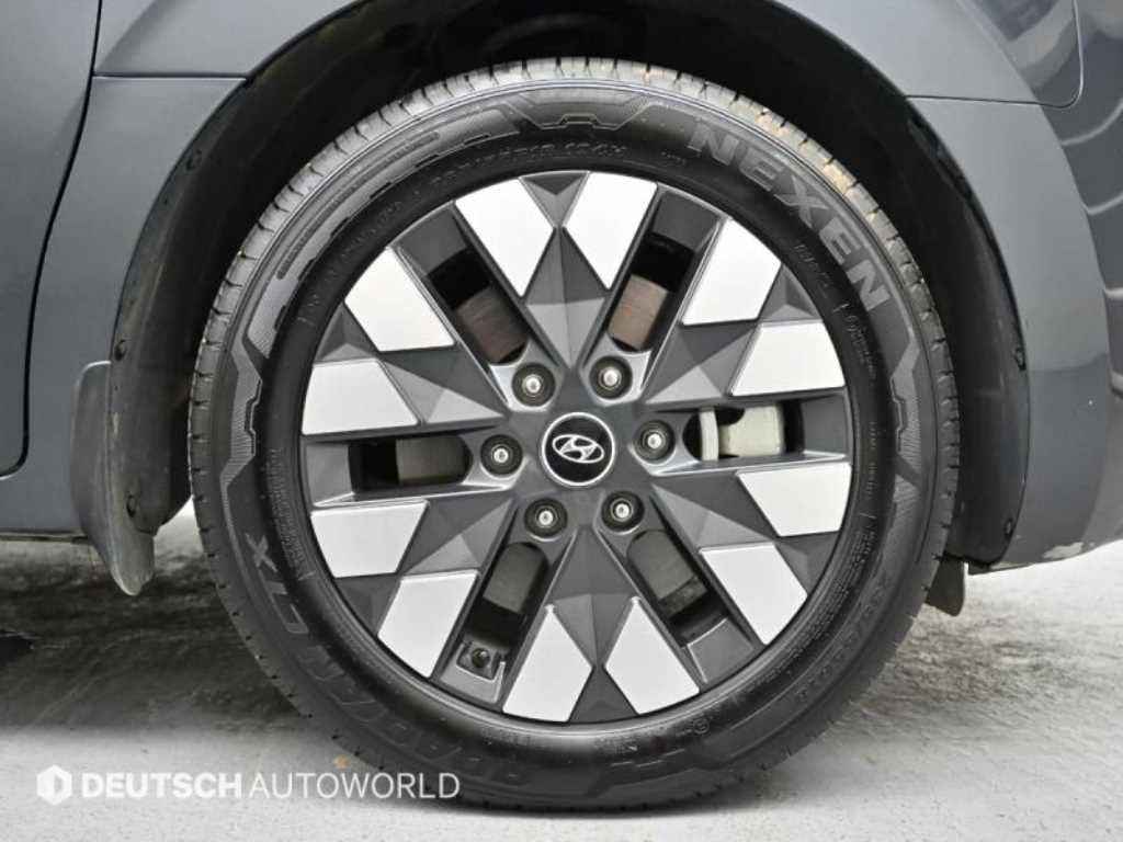 HYUNDAI Staria - Vista 5