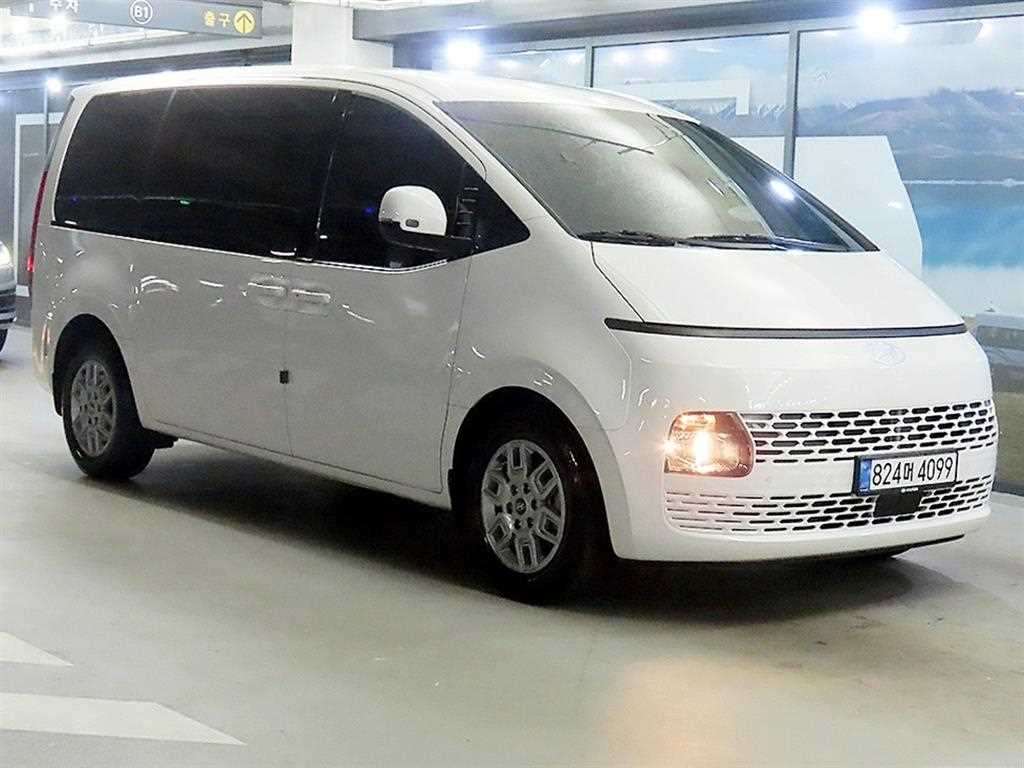 HYUNDAI Staria 2025 Blanco - Importación desde Corea - HF Imports Iquique - Foto 1