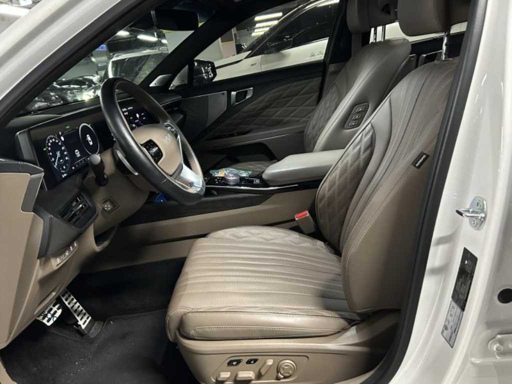 KIA K8 - Vista 6