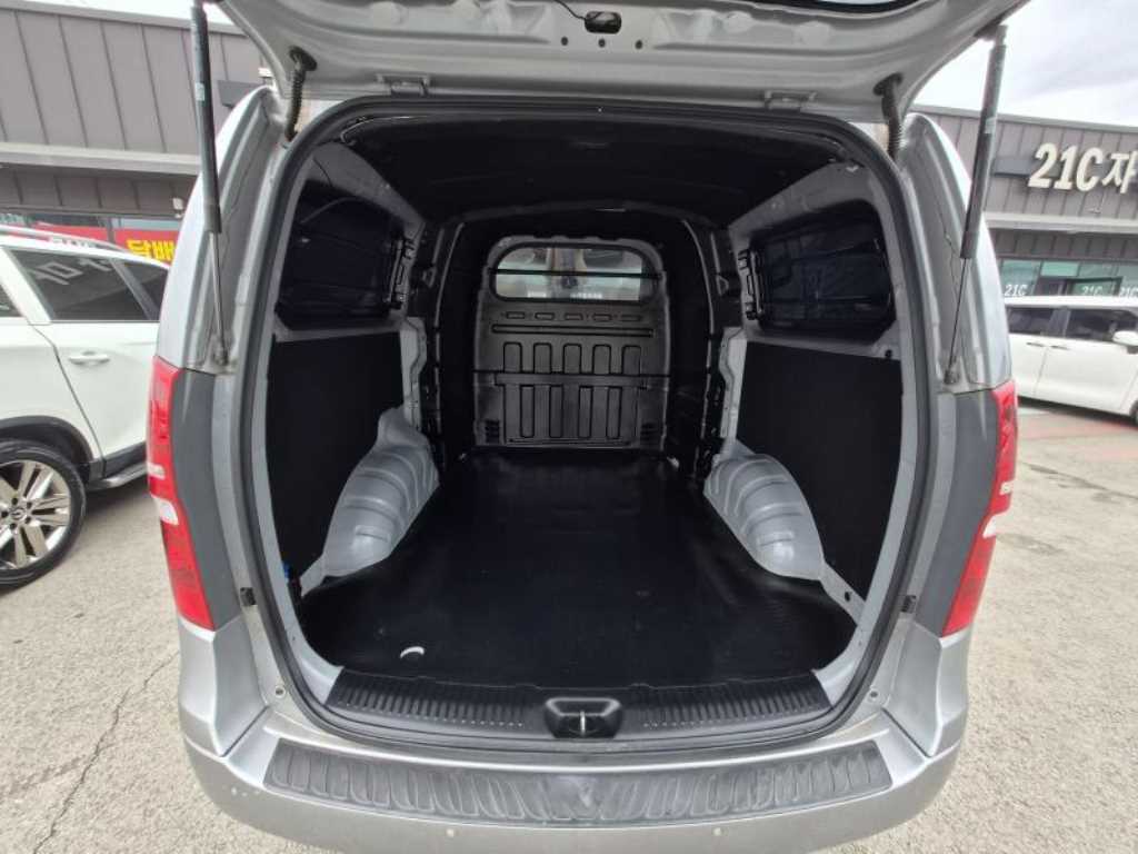 HYUNDAI Starex 2019 Gris - Importación desde Corea - HF Imports Iquique - Foto 19