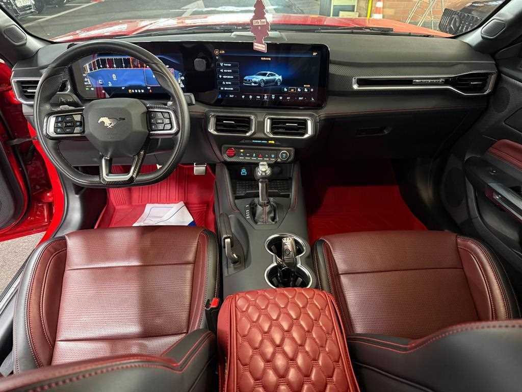 Ford Mustang - Vista 8