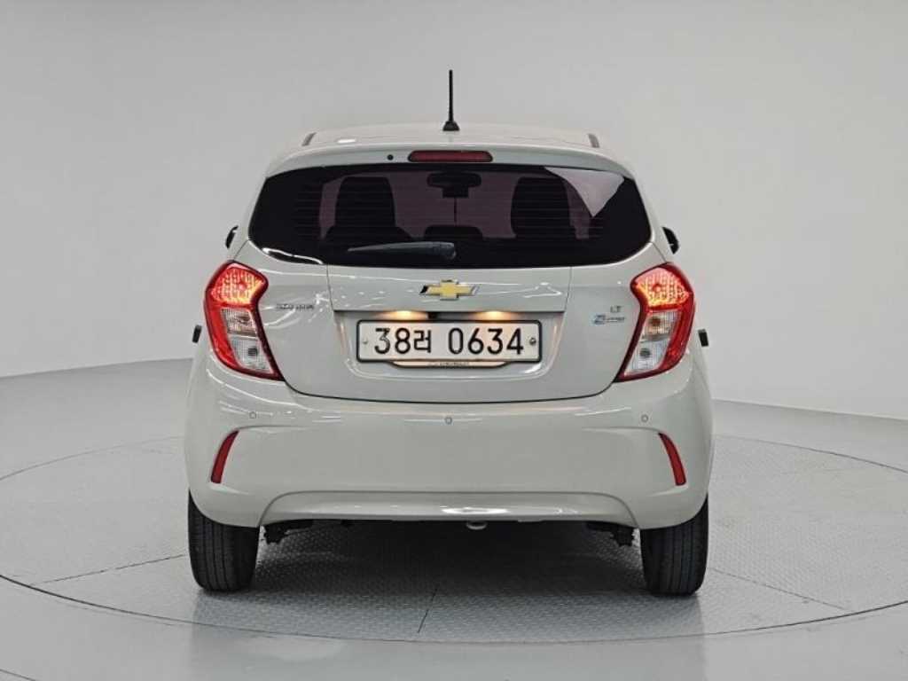 Chevrolet Spark - Vista 3
