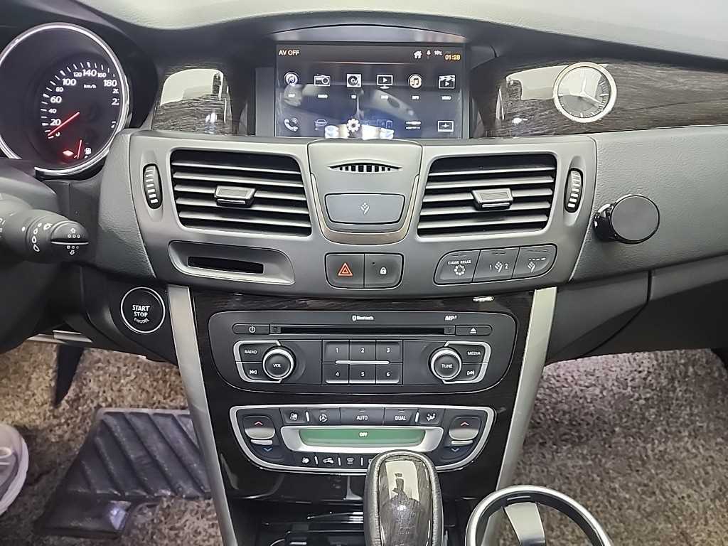 SAMSUNG SM5 - Vista 11