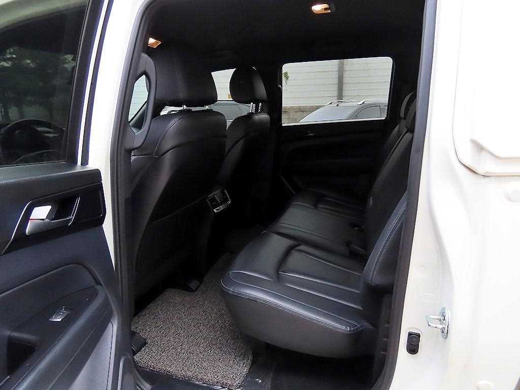 Ssangyong Rexton - Vista 6