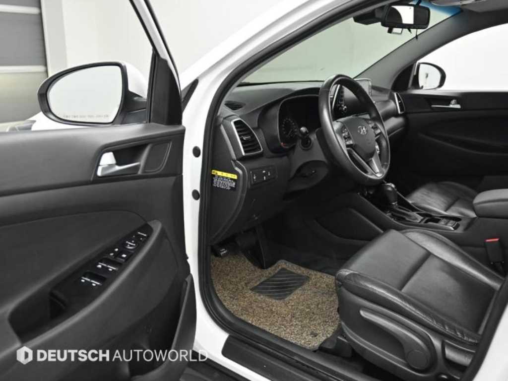 HYUNDAI Tucson - Vista 11