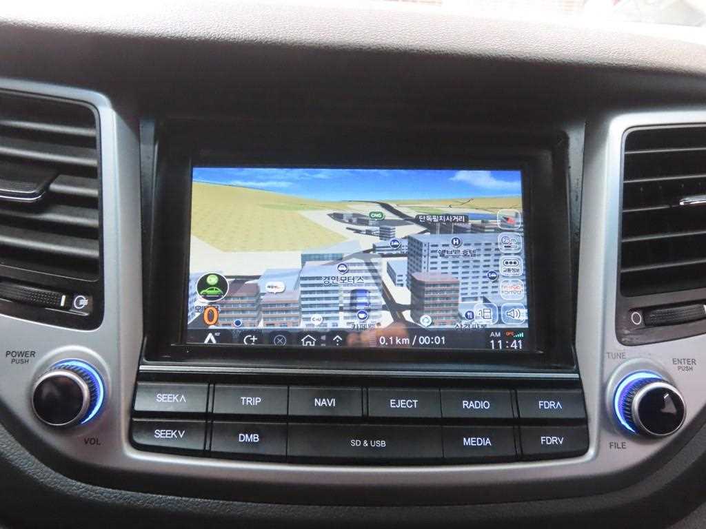 HYUNDAI Tucson 2018 Plateado - Importación desde Corea - HF Imports Iquique - Foto 14