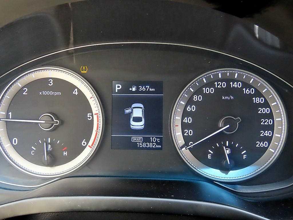 HYUNDAI Grandeur - Vista 9