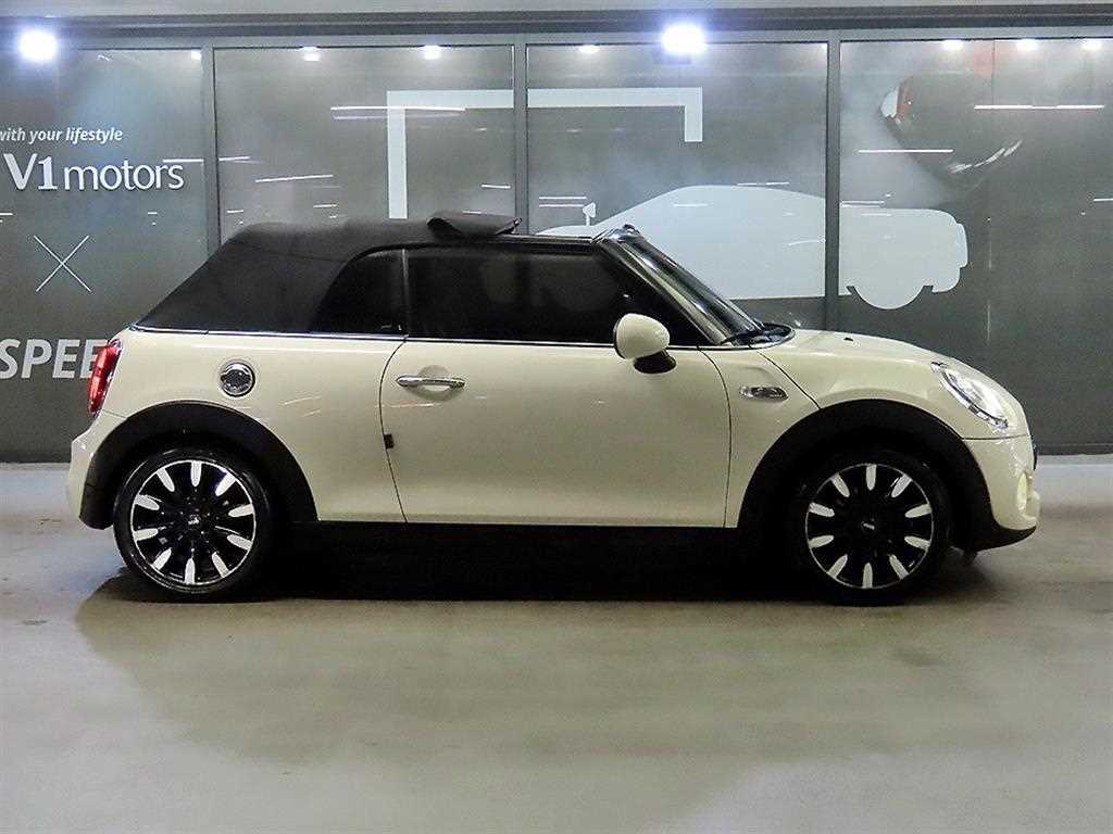 Mini Cooper Convertible - Vista 3