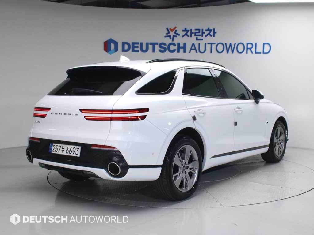 Genesis GV70 - Vista 2