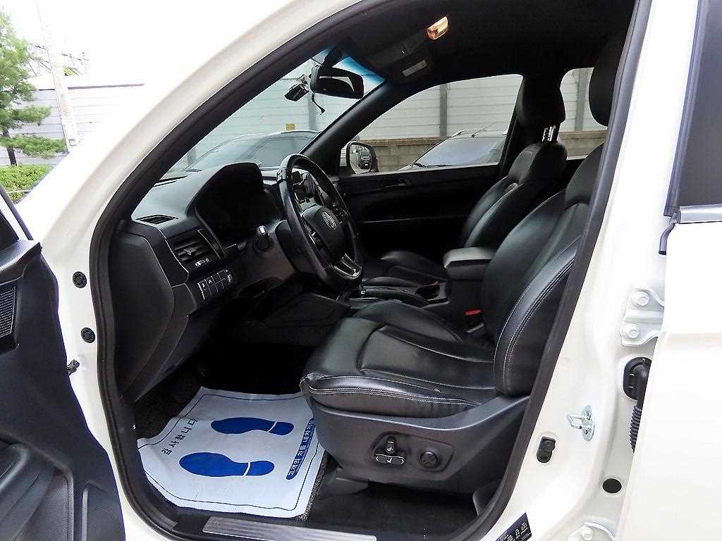 Ssangyong Rexton - Vista 5