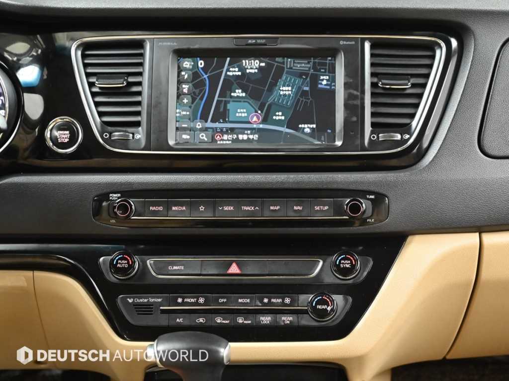KIA Carnival 2019 Negro - Importación desde Corea - HF Imports Iquique - Foto 14