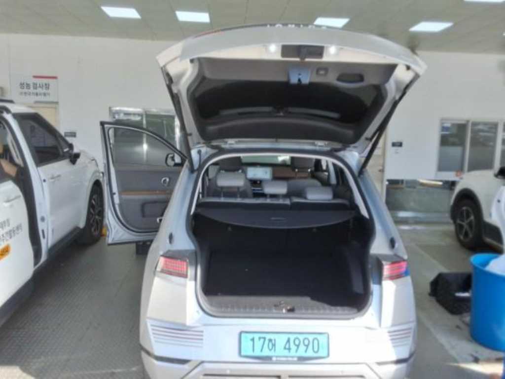 HYUNDAI Ioniq 5 - Vista 12