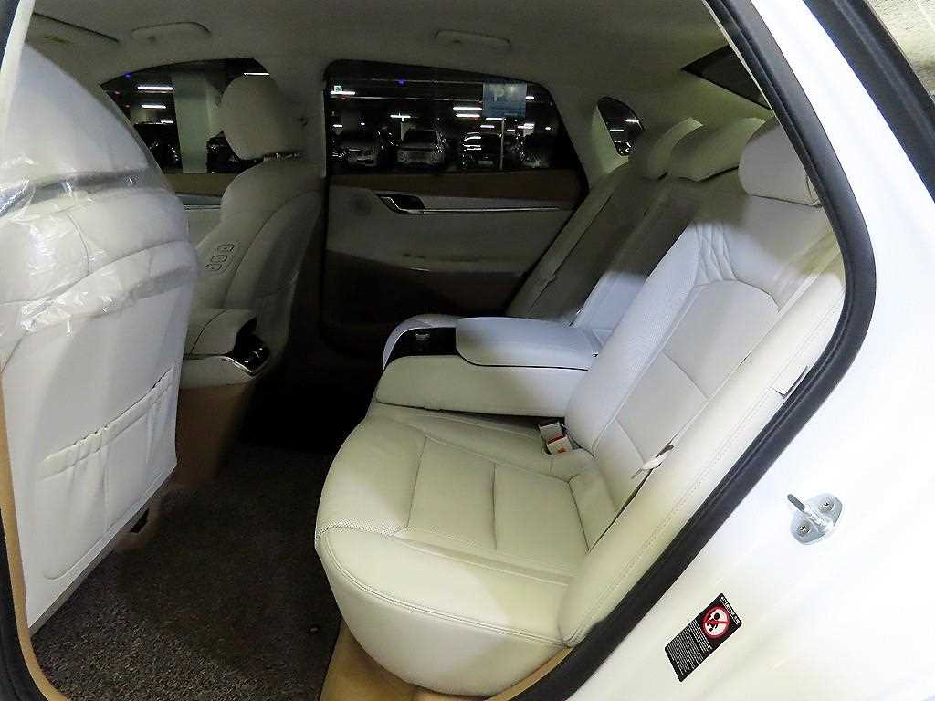 HYUNDAI Grandeur - Vista 8