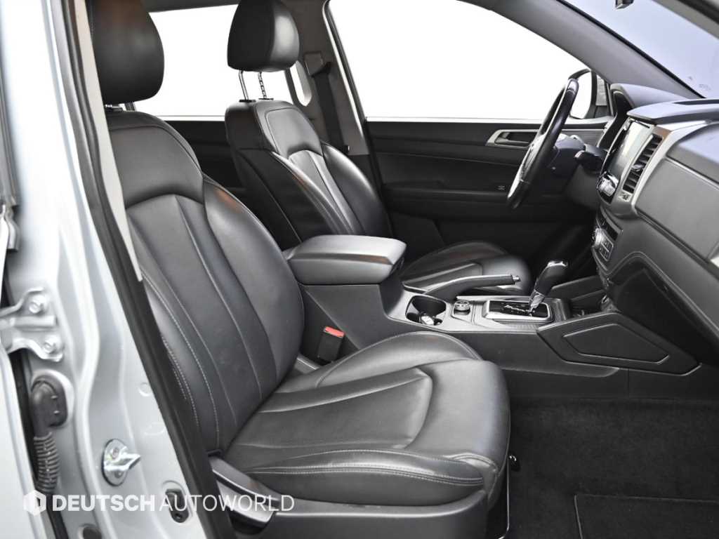 Ssangyong Rexton - Vista 10