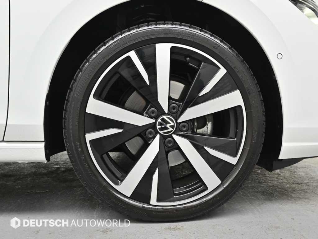 Volkswagen Golf - Vista 5