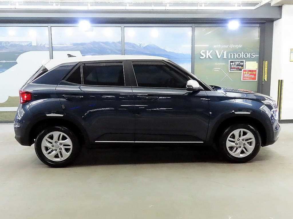 HYUNDAI Venue - Vista 3
