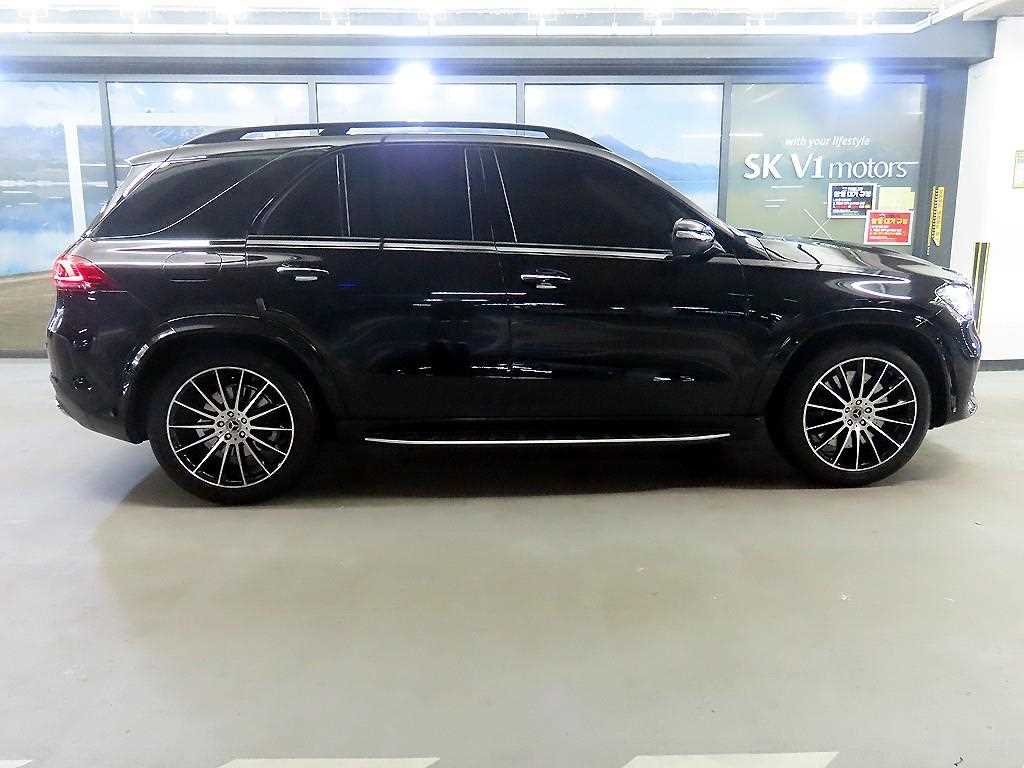 Mercedes Benz GLE Class - Vista 3