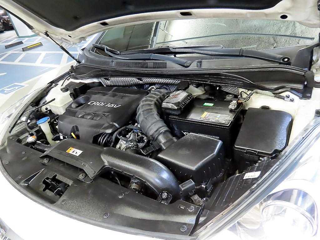 HYUNDAI i40 2012 Blanco - Importación desde Corea - HF Imports Iquique - Foto 19