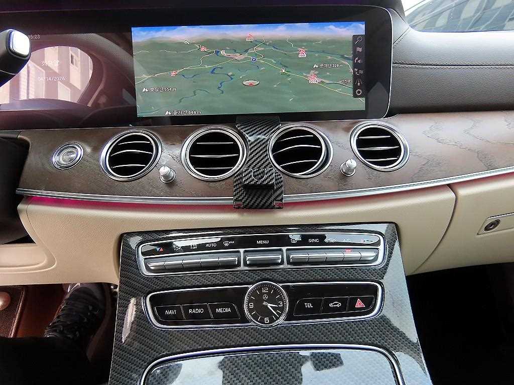 Mercedes Benz E class 2018 Blanco - Importación desde Corea - HF Imports Iquique - Foto 14