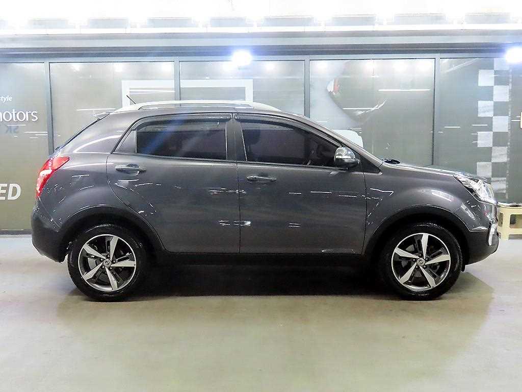 Ssangyong Korando - Vista 3