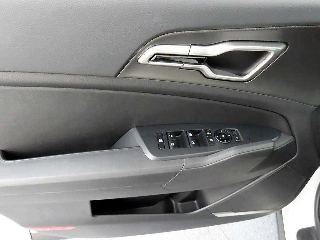 KIA Sportage - Vista 11