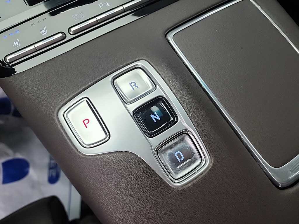 HYUNDAI Grandeur - Vista 8