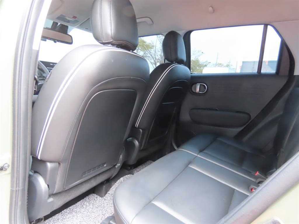 HYUNDAI Casper - Vista 6