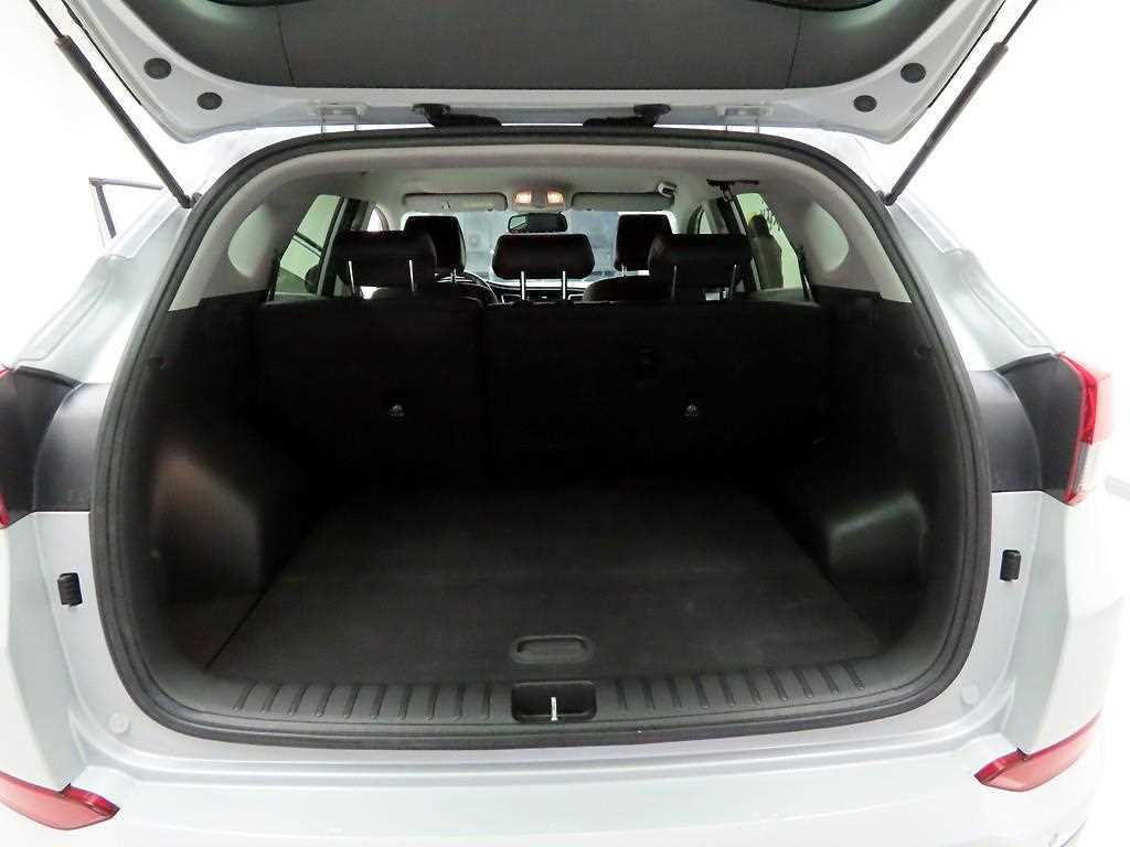 HYUNDAI Tucson 2017 Plateado - Importación desde Corea - HF Imports Iquique - Foto 15