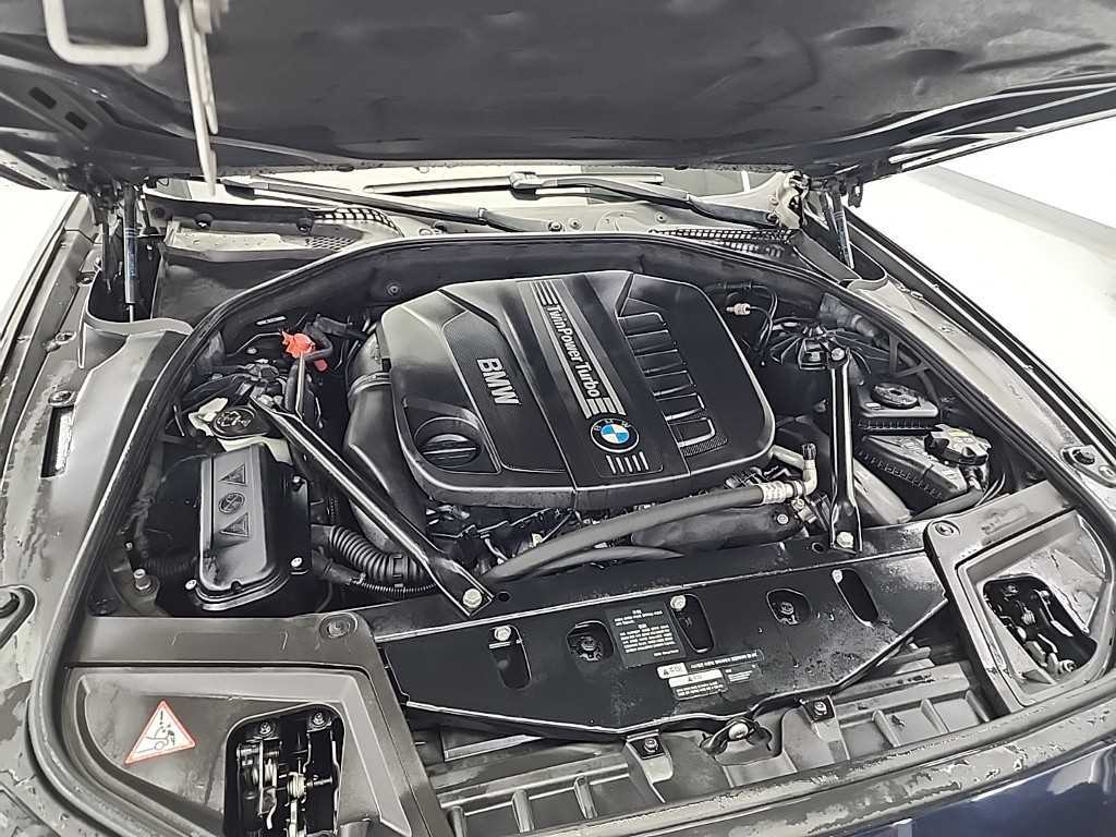 BMW 5 Series - Vista 5