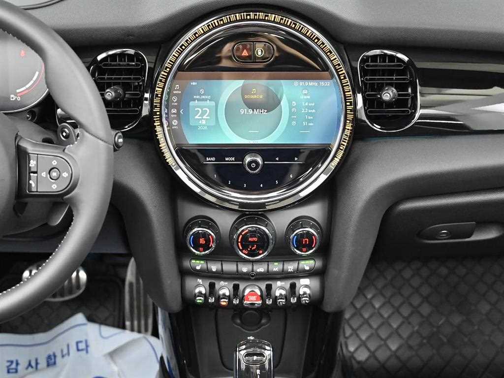 Mini Cooper Convertible 2023 Negro - Importación desde Corea - HF Imports Iquique - Foto 14