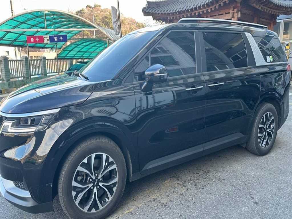 KIA Carnival - Vista 4