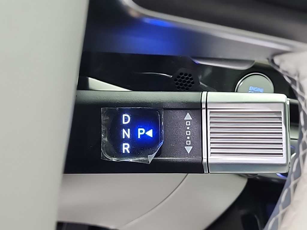 HYUNDAI Grandeur - Vista 8